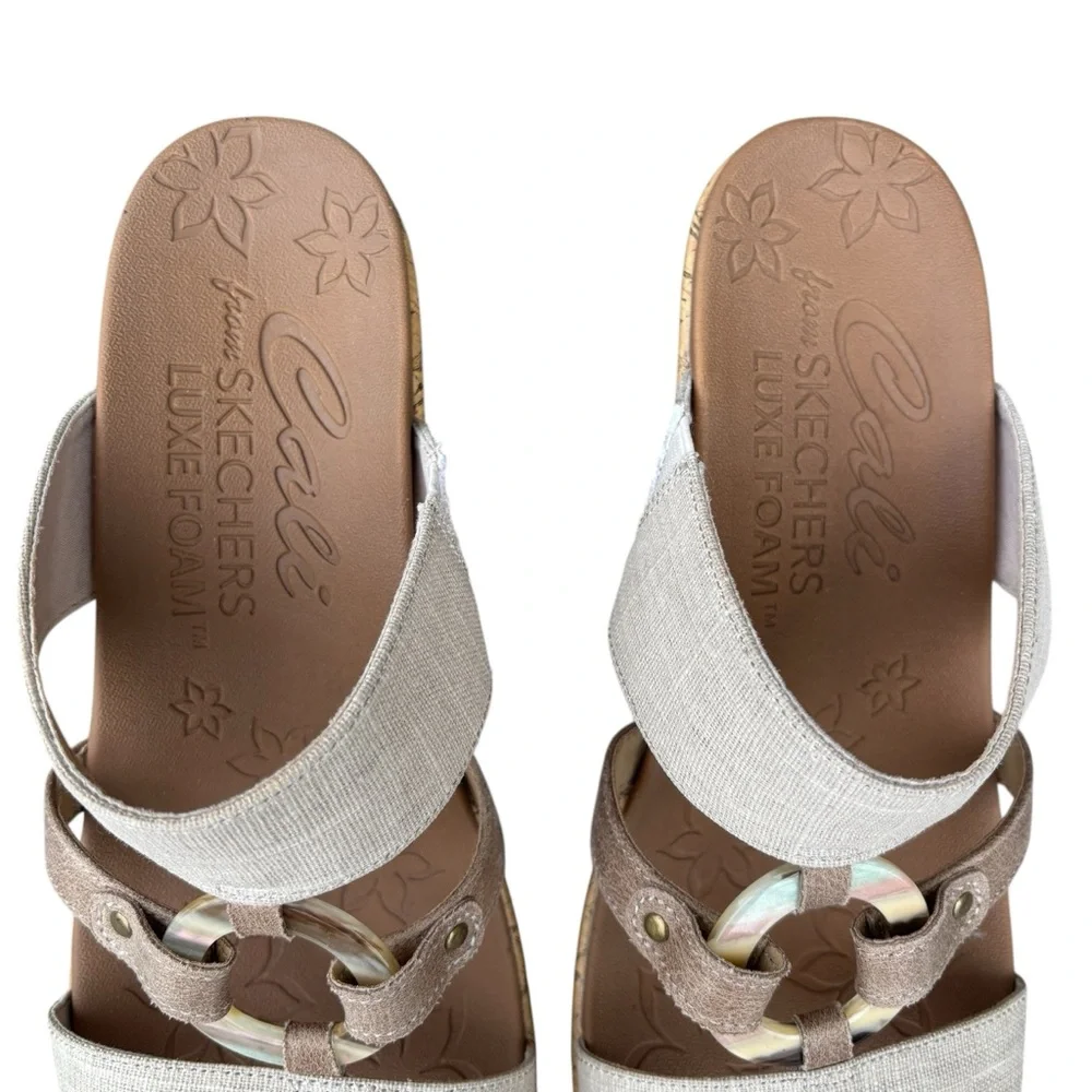 Skechers Luxe Foam Sandals Women's Tan Beige Comfort Platform Wedge Slip On 11